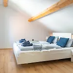 Via Paradiso Apartments